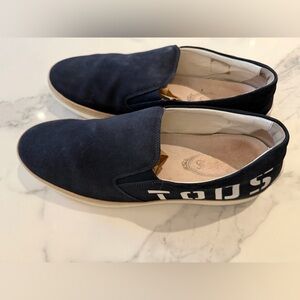 Tod's Navy Suede Slip-On Loafers with Branded Heel